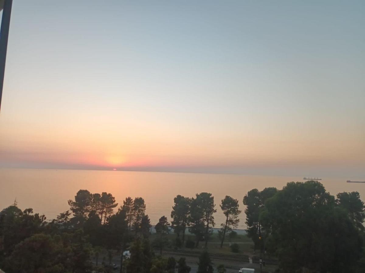 Mimino Aparthotel Batumi Luaran gambar