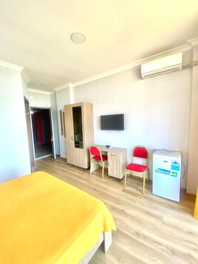 Mimino Aparthotel Batumi Luaran gambar