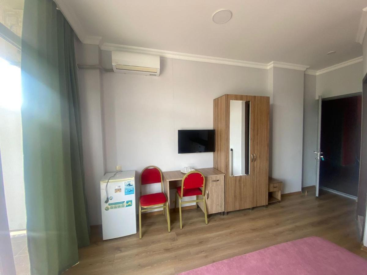 Mimino Aparthotel Batumi Luaran gambar