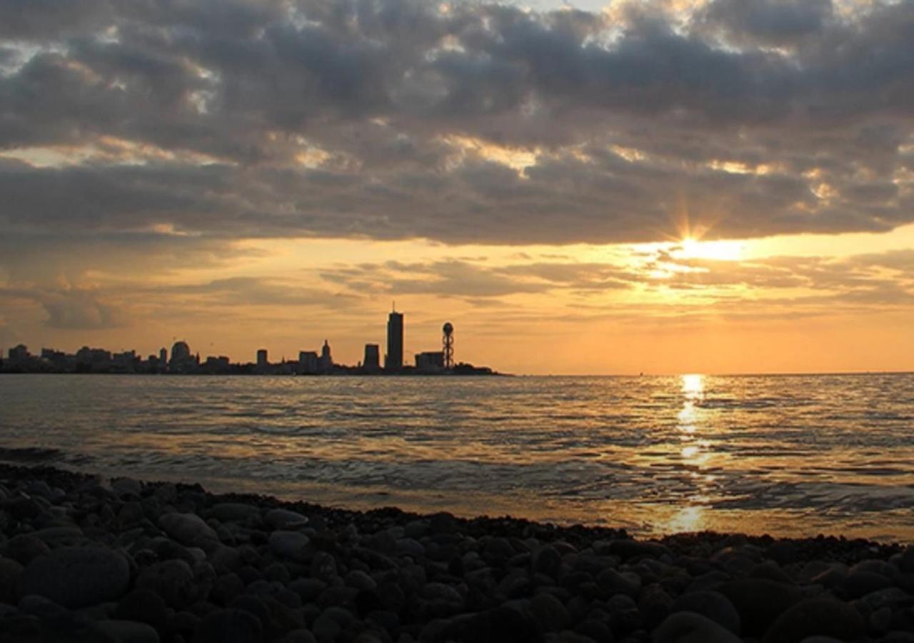 Mimino Aparthotel Batumi Luaran gambar