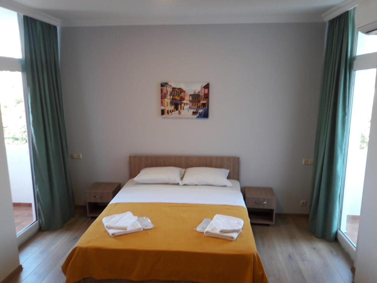 Mimino Aparthotel Batumi Luaran gambar